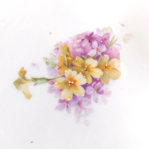 Unmarked Tray with Dimensional Flower Details # 25015 - Picture 6 of 8